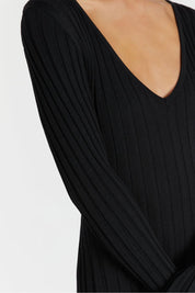 Marta | Vestido Longo em Tricô com Decote em V e Manga Longa